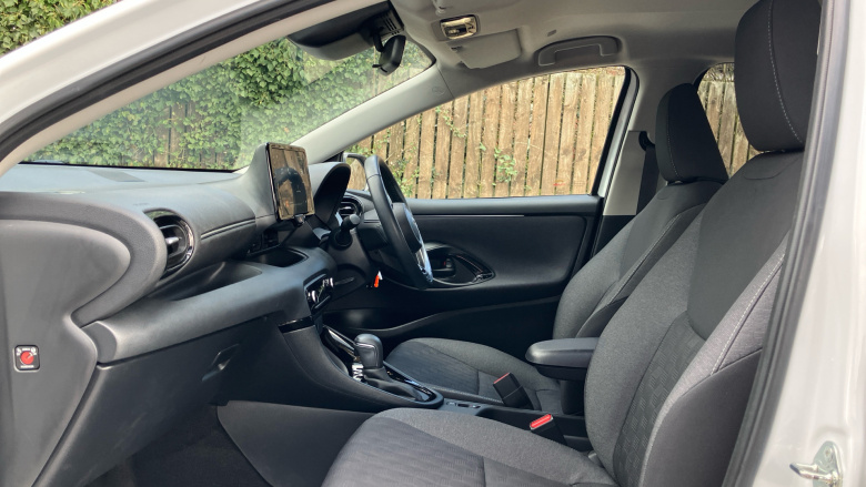 Toyota Yaris 1.5 Hybrid Design 5dr CVT Hybrid Hatchback